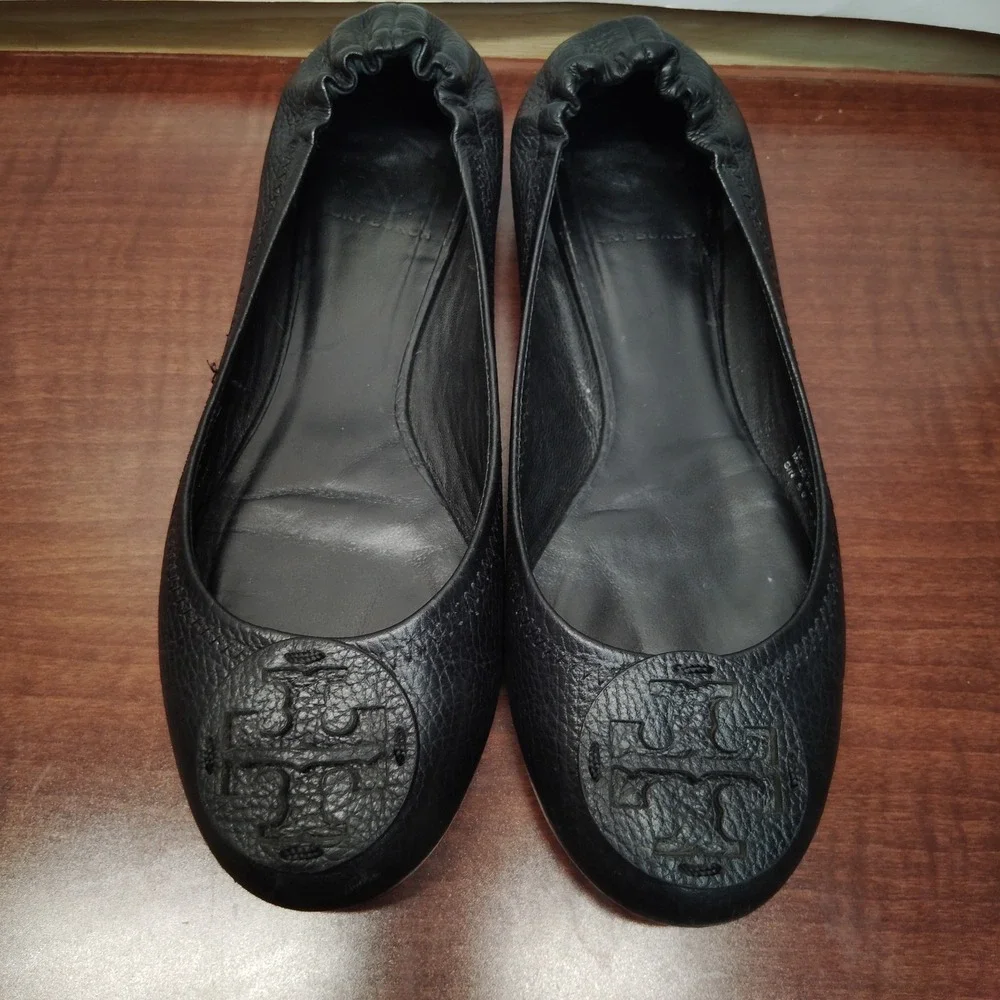 TORY BURCH Reva Black Leather Ballet Flats Black Logo Size 8M